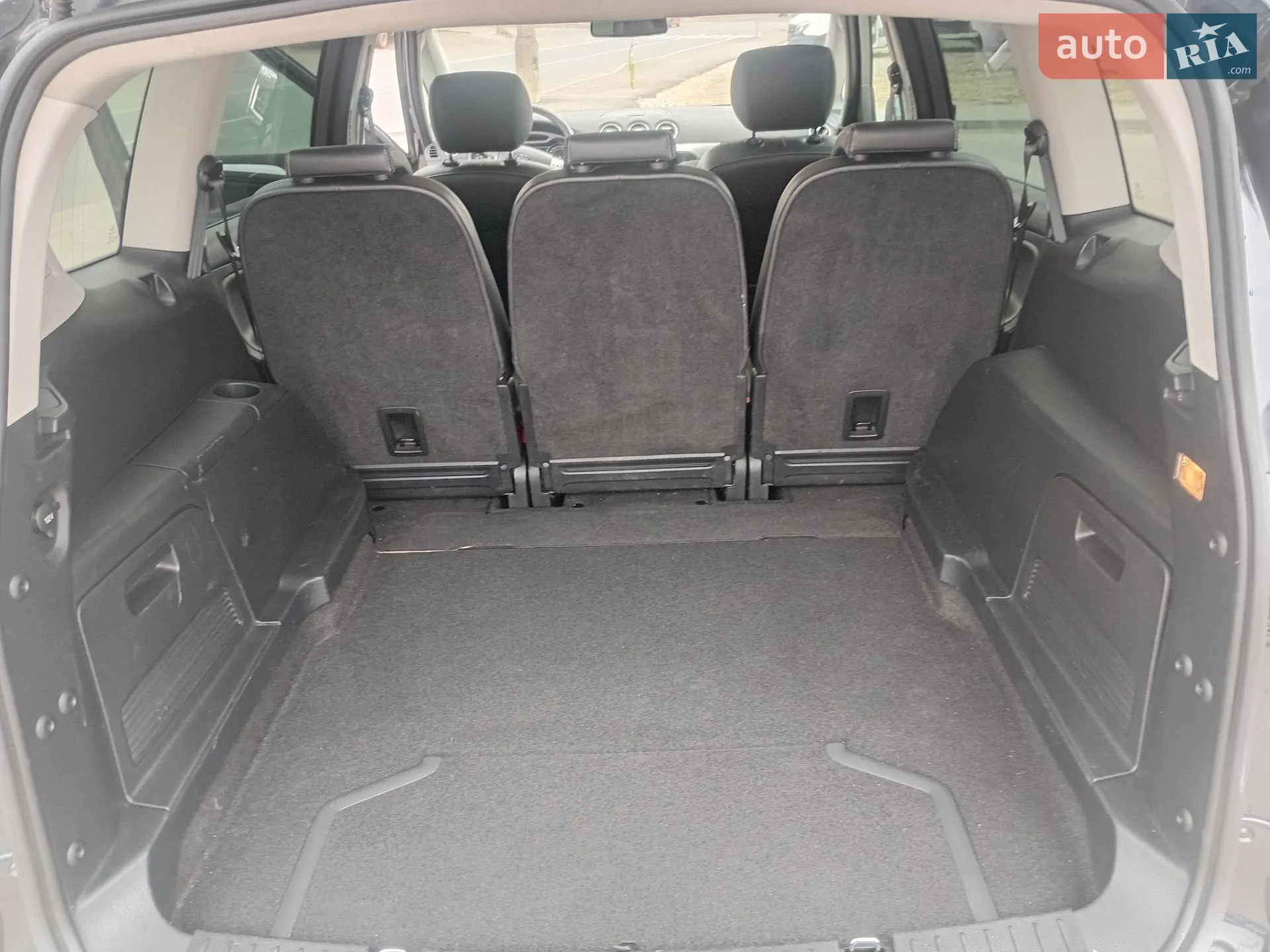 2011 Ford S-MAX - мініатюра 29