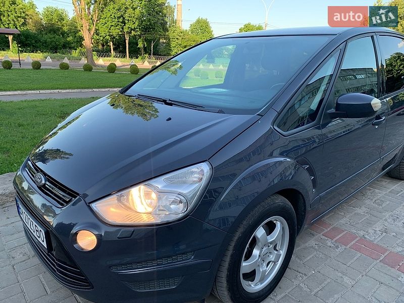Минивэн Ford S-Max 2011 в Сумах