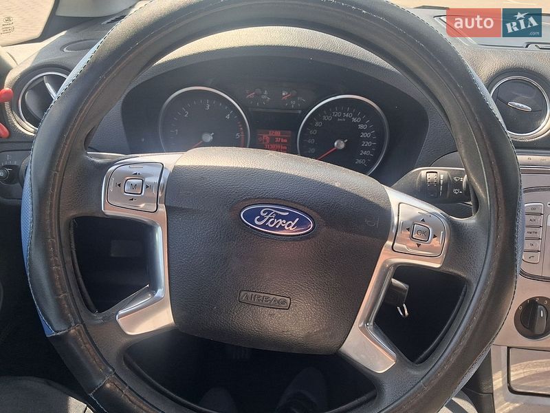 Мінівен Ford S-Max 2009 в Луцьку