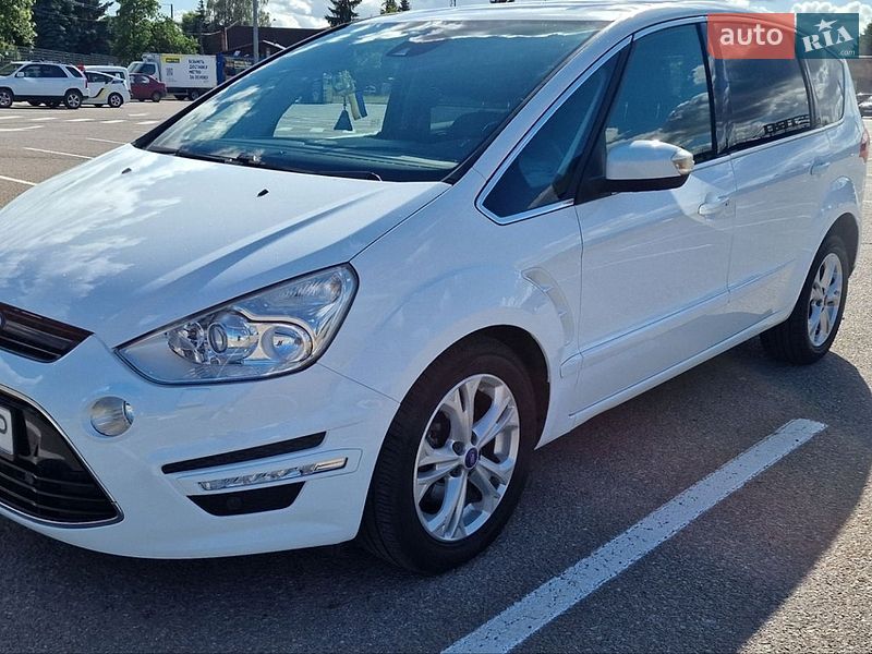 Минивэн Ford S-Max 2014 в Житомире