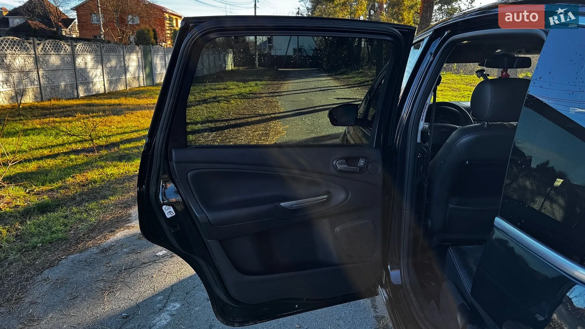 2011 Ford S-MAX - мініатюра 27