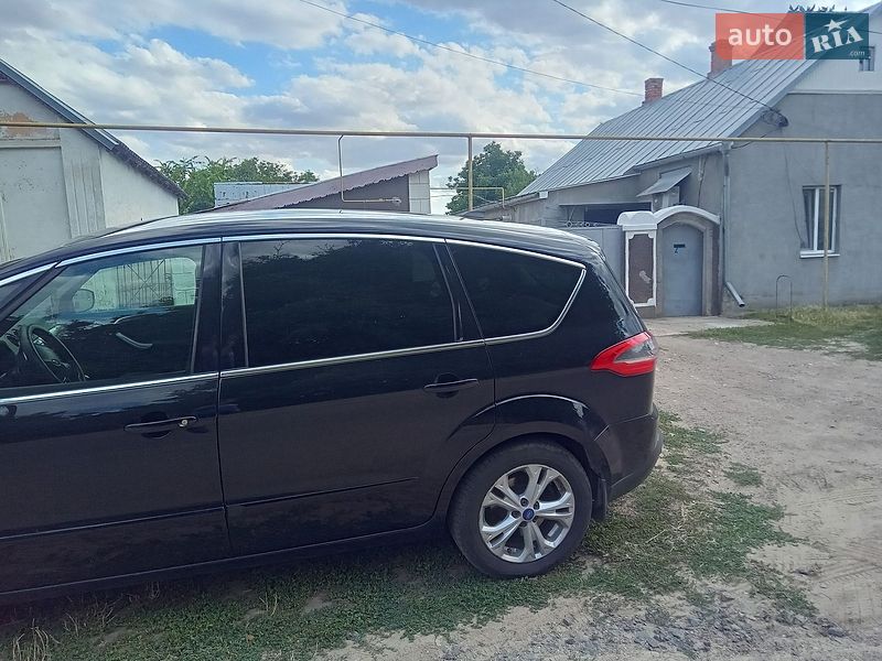 Минивэн Ford S-Max 2014 в Березовке фото 7 Минивэн Ford S-Max 2014 в Березовке