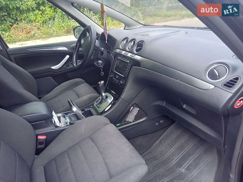 Минивэн Ford S-Max 2014 в Березовке фото 12 Минивэн Ford S-Max 2014 в Березовке