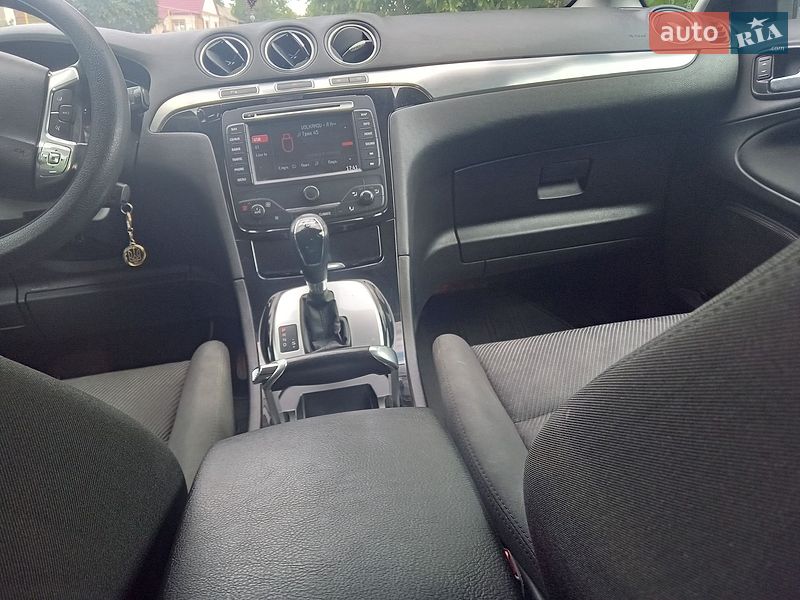 Минивэн Ford S-Max 2014 в Березовке фото 34 Минивэн Ford S-Max 2014 в Березовке