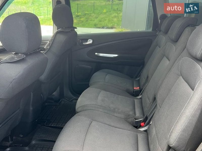 Минивэн Ford S-Max 2008 в Черновцах