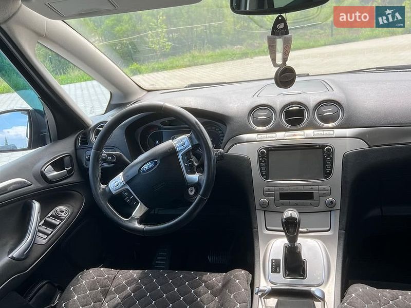 Минивэн Ford S-Max 2008 в Черновцах