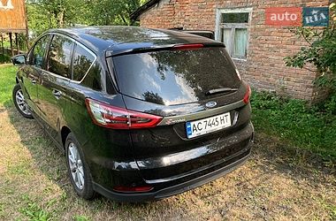 Мінівен Ford S-Max 2015 в Нововолинську