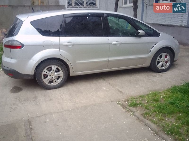 Ford S-Max 2009