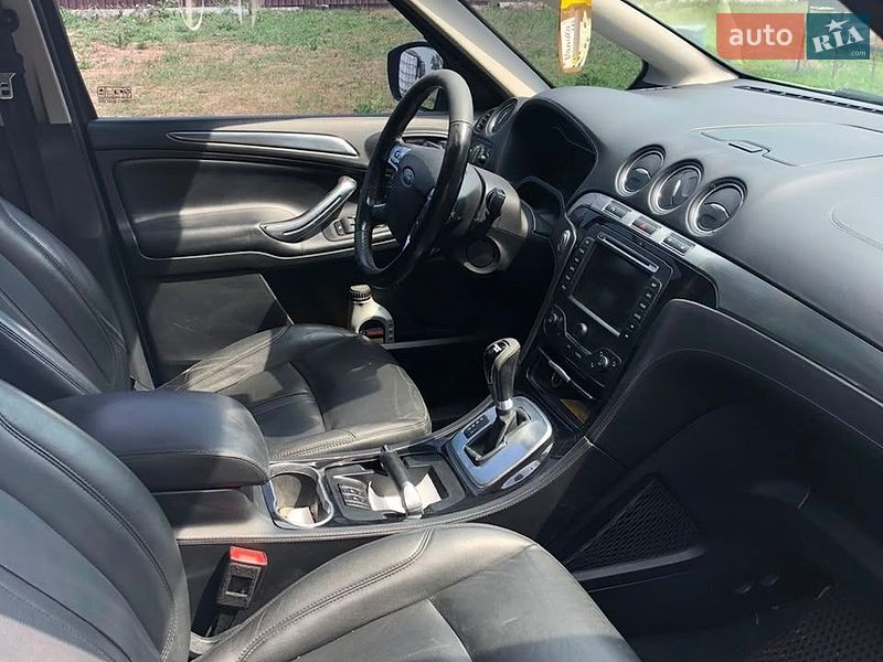 Минивэн Ford S-Max 2014 в Броварах