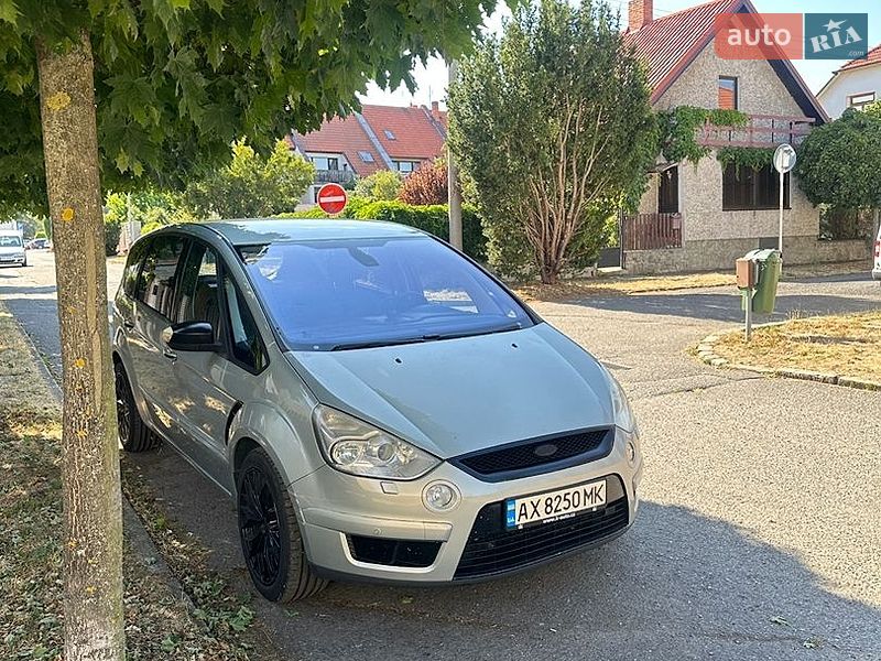 Минивэн Ford S-Max 2008 в Киеве