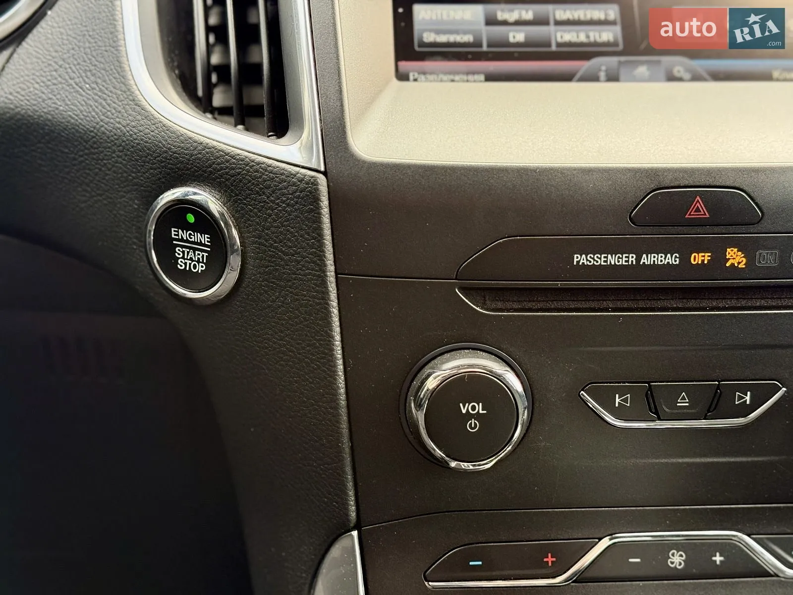 2015 Ford S-MAX - мініатюра 15