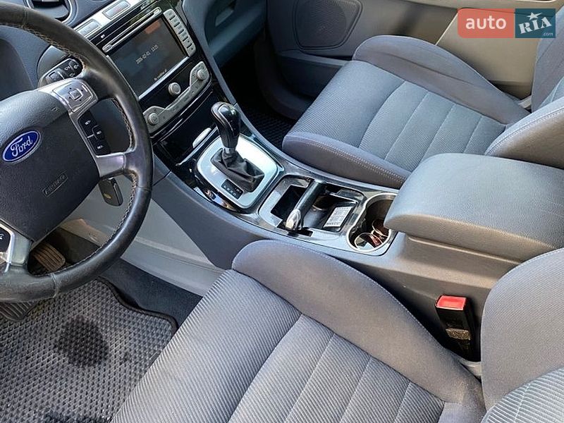 Мінівен Ford S-Max 2010 в Здолбуніві