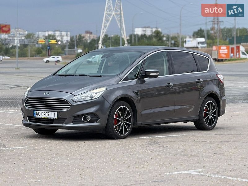 Мінівен Ford S-Max 2016 в Києві