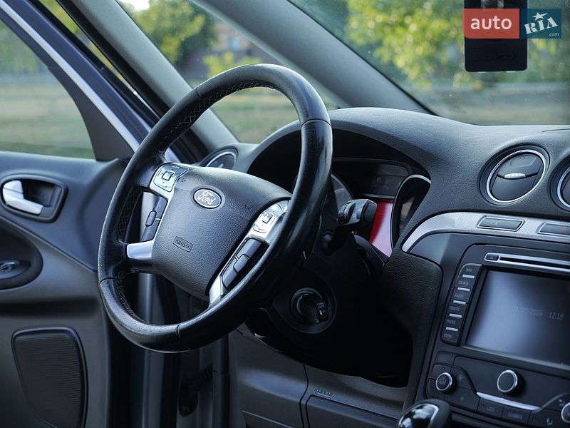 Минивэн Ford S-Max 2012 в Здолбунове