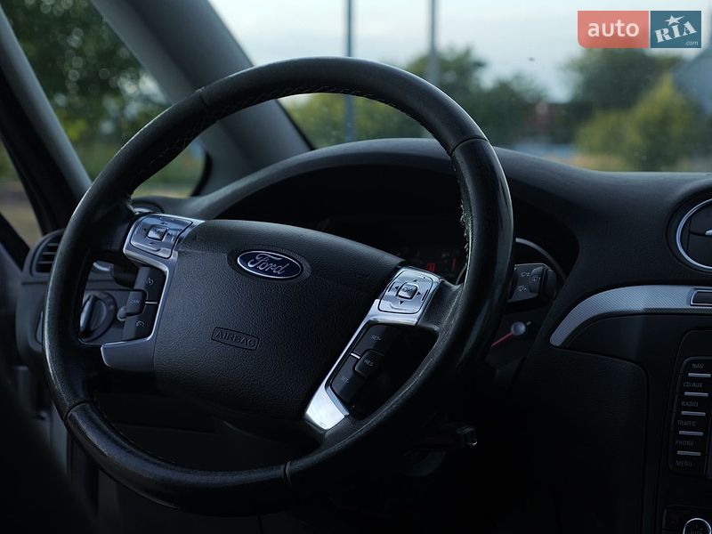 Минивэн Ford S-Max 2012 в Здолбунове