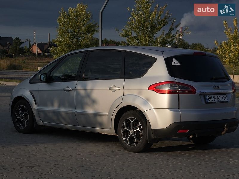 Минивэн Ford S-Max 2012 в Здолбунове