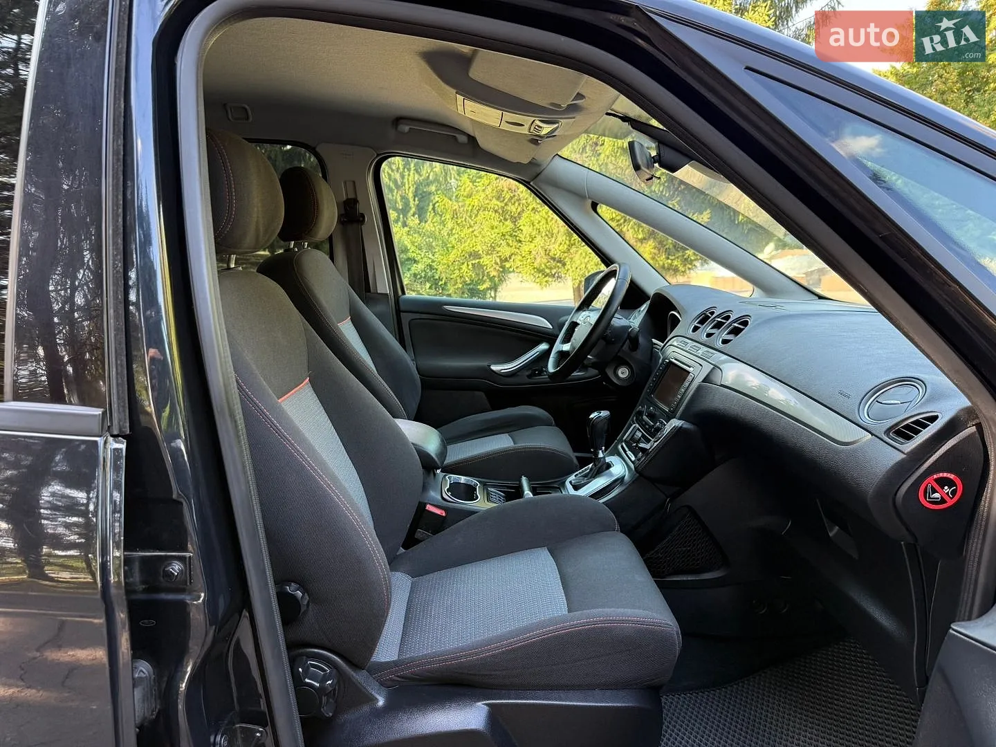2011 Ford S-MAX - мініатюра 26