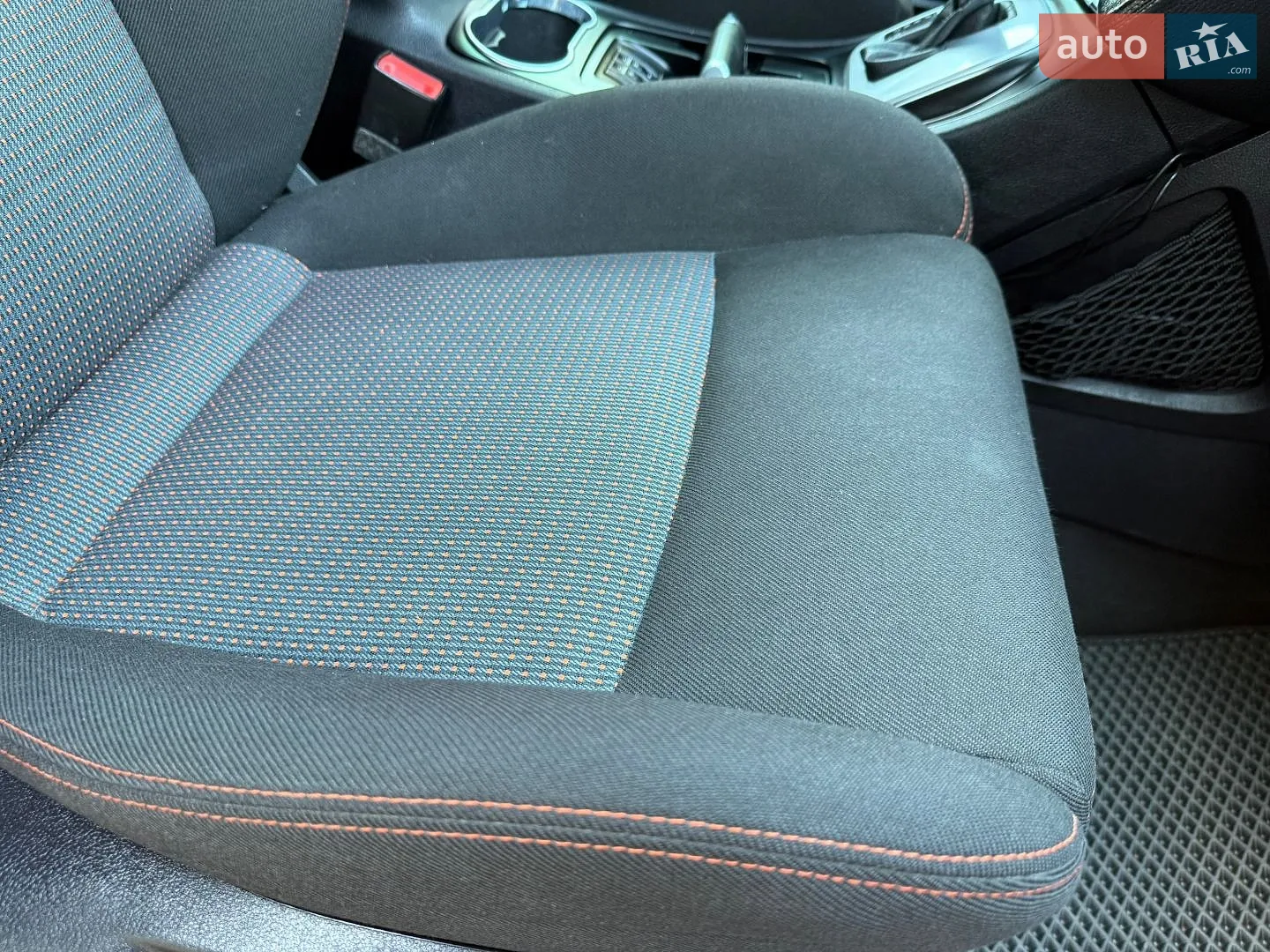 2011 Ford S-MAX - мініатюра 28