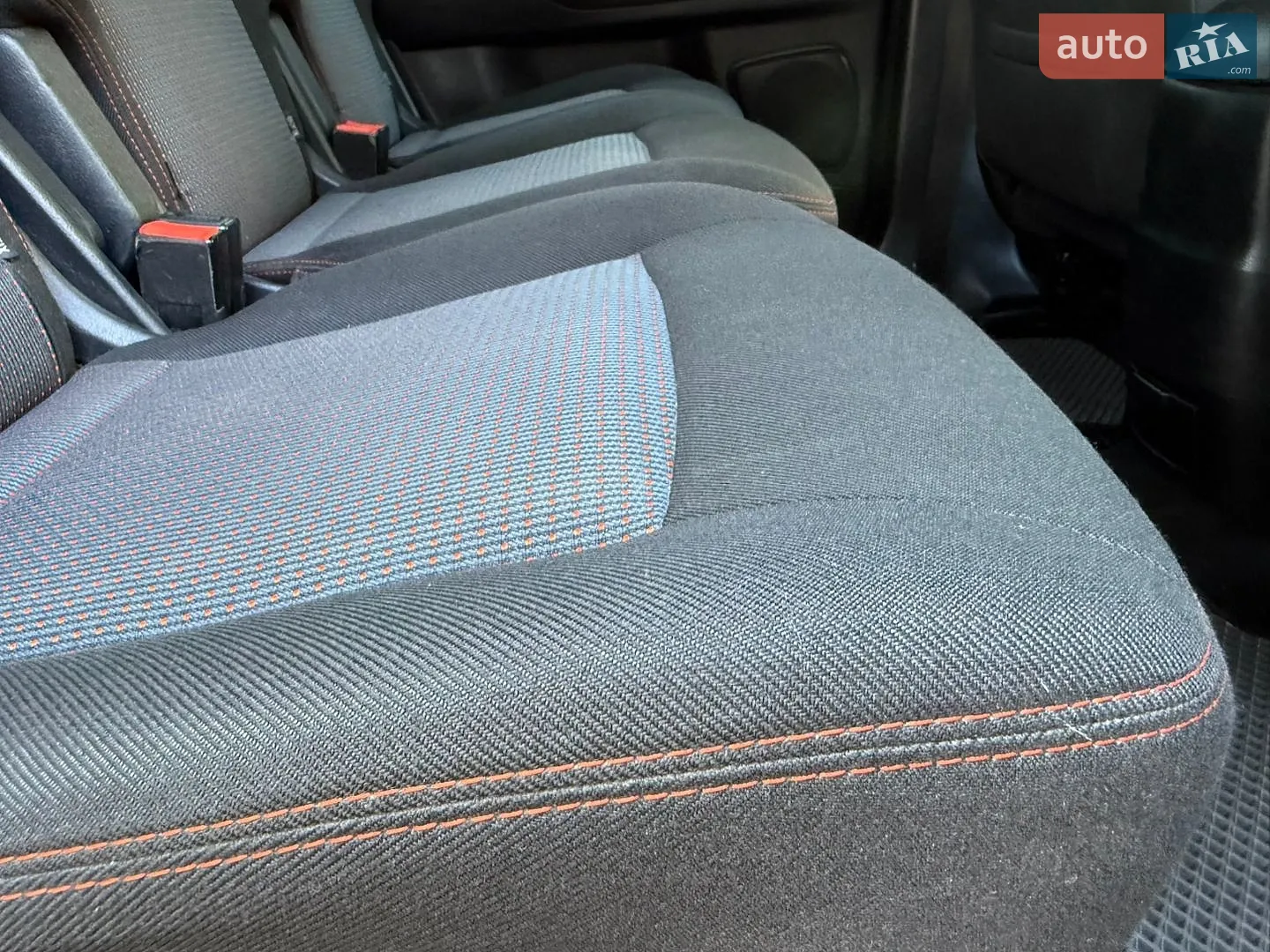 2011 Ford S-MAX - мініатюра 34