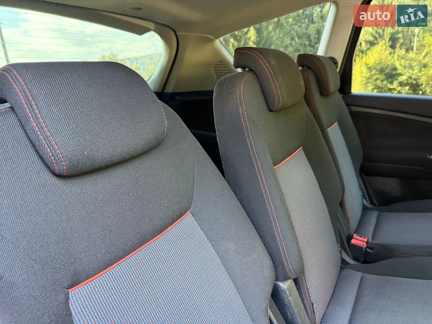 2011 Ford S-MAX - мініатюра 36