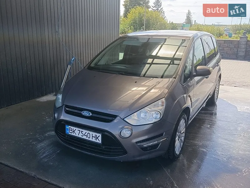 Ford S-Max 2013