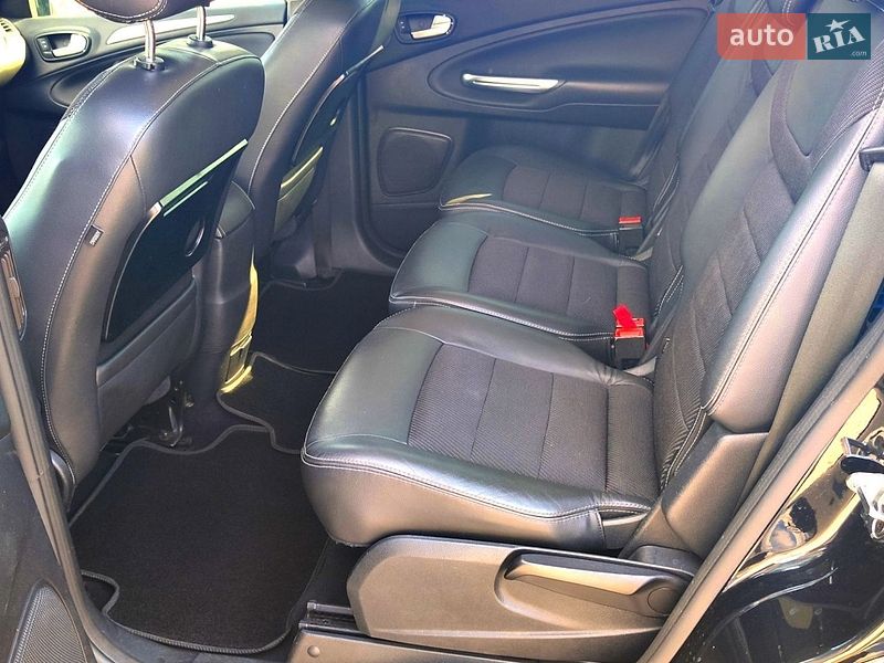 Мінівен Ford S-Max 2014 в Коростені