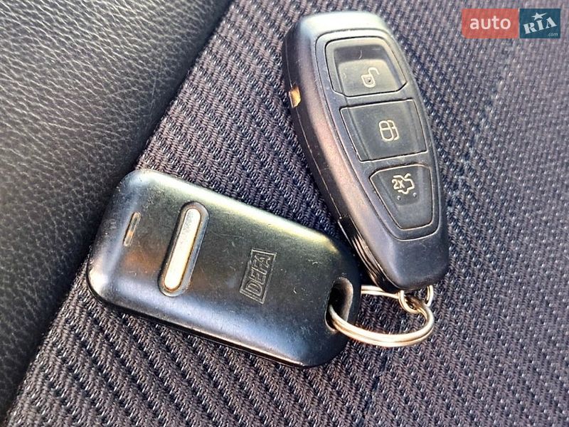 Мінівен Ford S-Max 2014 в Коростені