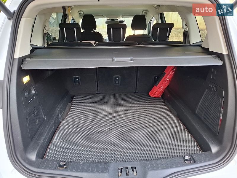 Минивэн Ford S-Max 2016 в Одессе