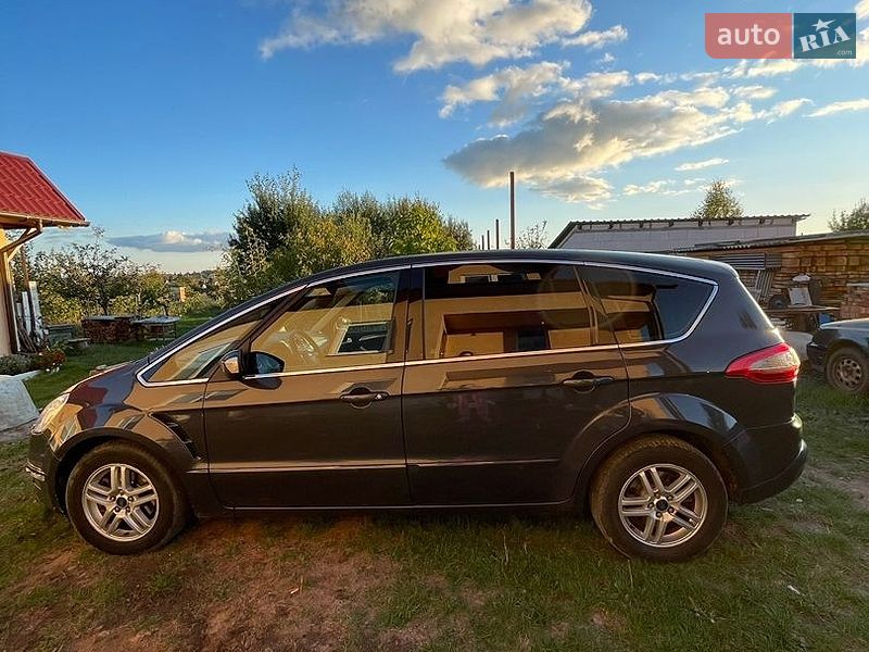 Мінівен Ford S-Max 2011 в Луцьку