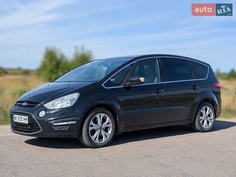 Ford S-Max 2011