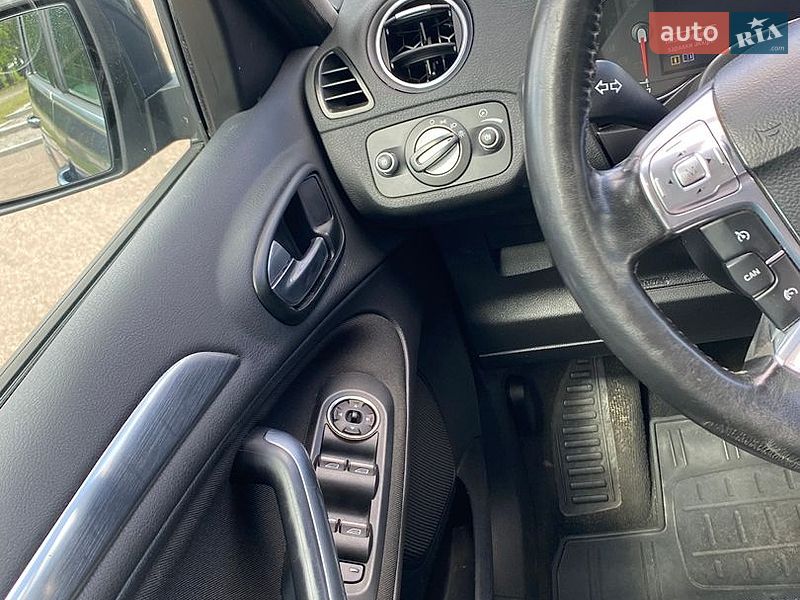 Мінівен Ford S-Max 2011 в Житомирі