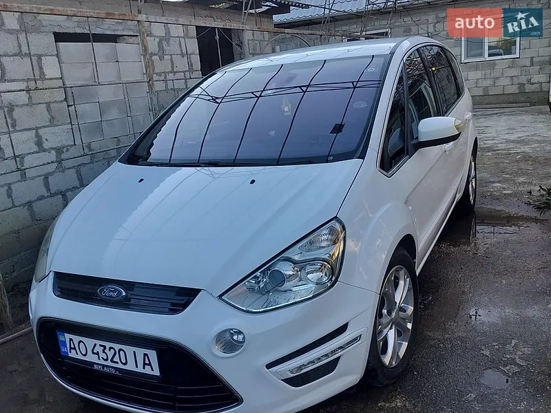 Ford S-Max 2013