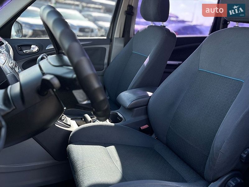 Минивэн Ford S-Max 2007 в Мукачево