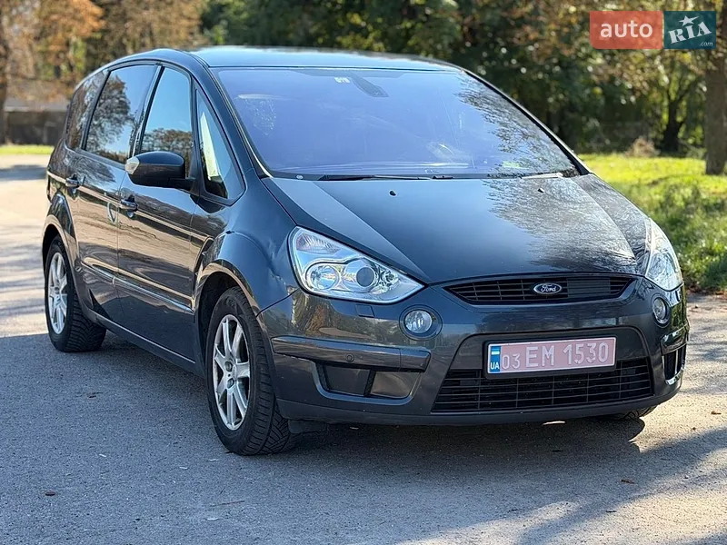 Ford S-Max 2011