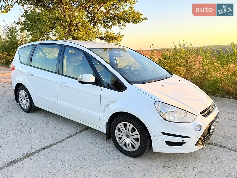 Ford S-Max 2013