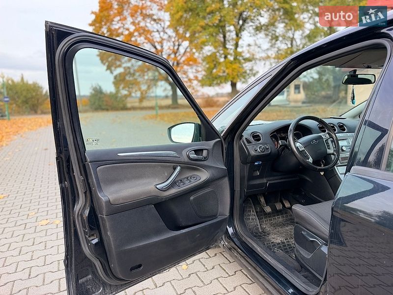 Минивэн Ford S-Max 2008 в Черновцах