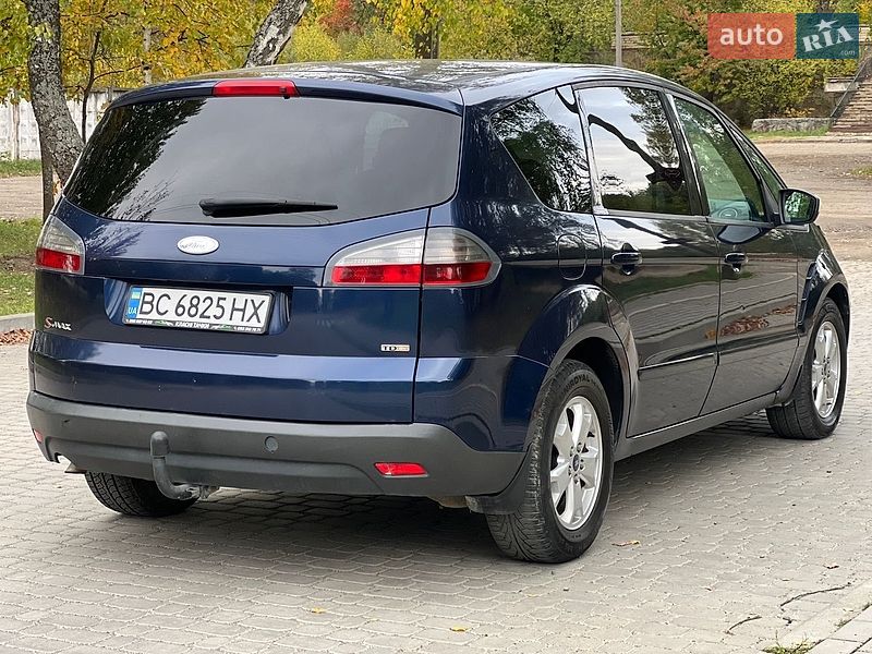 Минивэн Ford S-Max 2009 в Новояворовске
