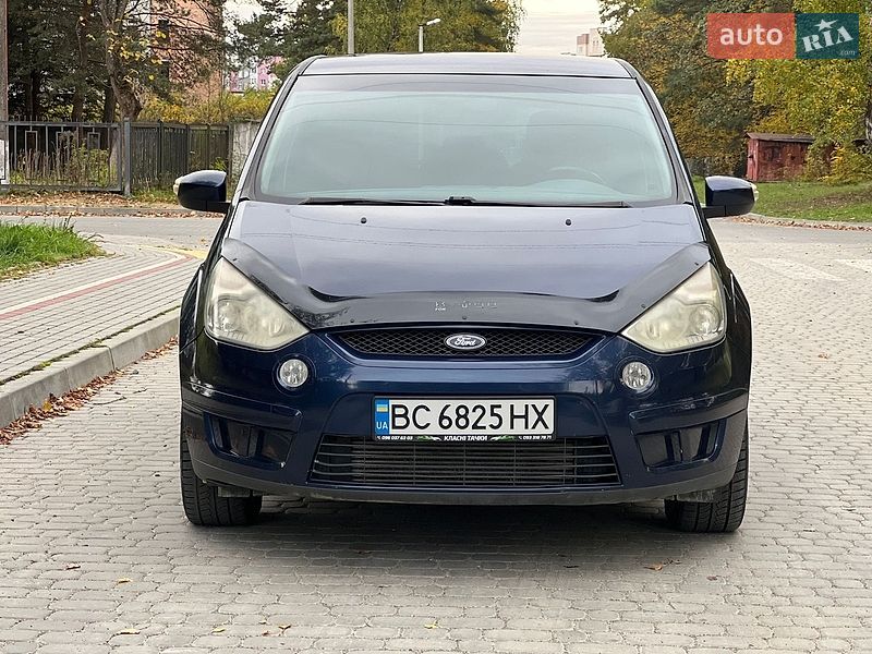 Минивэн Ford S-Max 2009 в Новояворовске