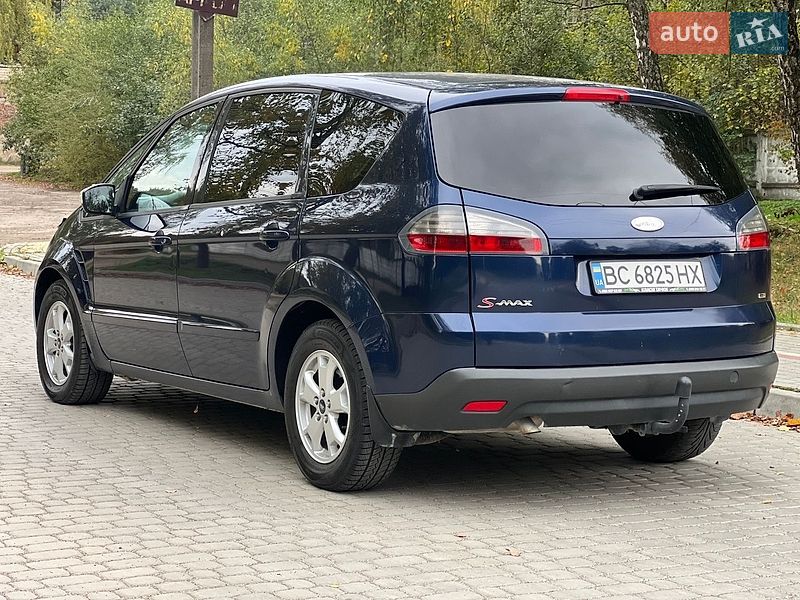 Минивэн Ford S-Max 2009 в Новояворовске