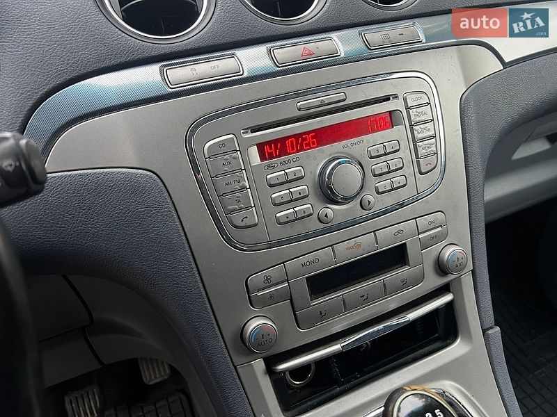 Минивэн Ford S-Max 2009 в Новояворовске