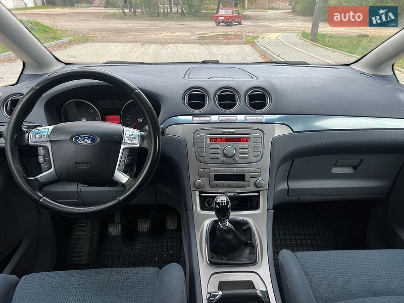 Минивэн Ford S-Max 2009 в Новояворовске