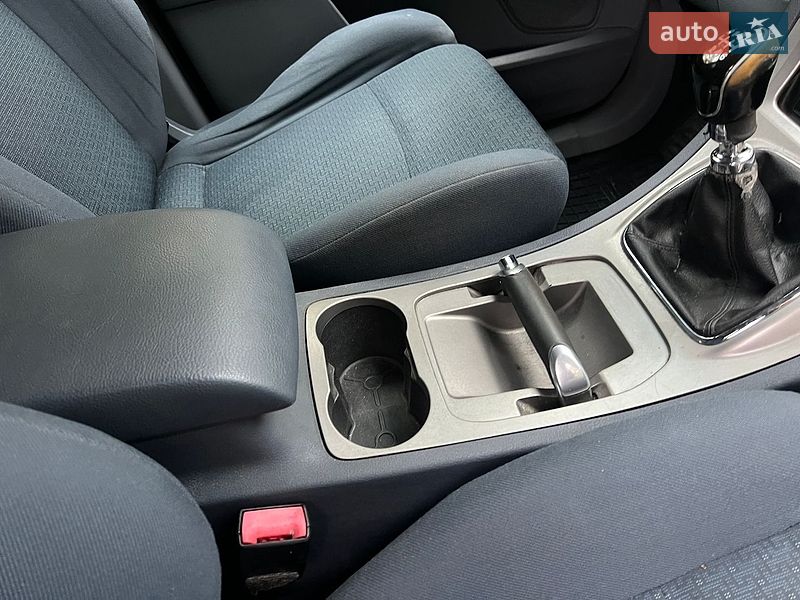 Минивэн Ford S-Max 2009 в Новояворовске