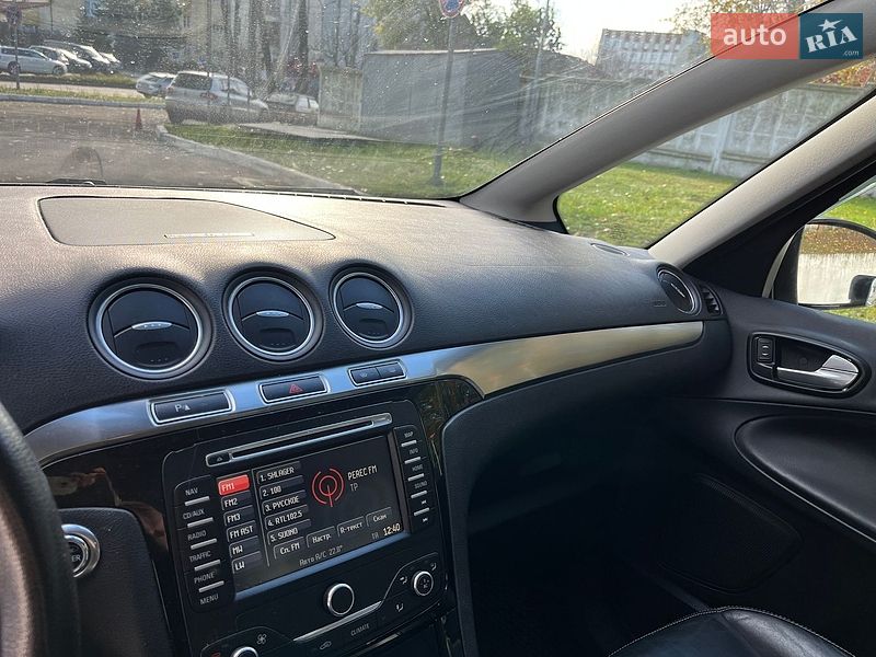 Минивэн Ford S-Max 2011 в Львове