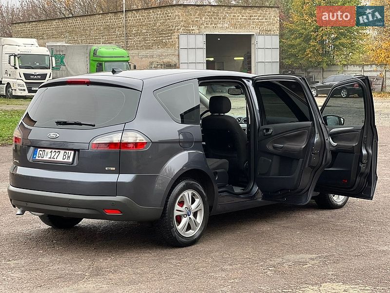 Мінівен Ford S-Max 2009 в Рівному