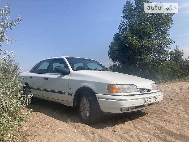 Седан Ford Scorpio 1990 в 