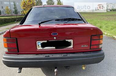 Хэтчбек Ford Scorpio 1989 в 