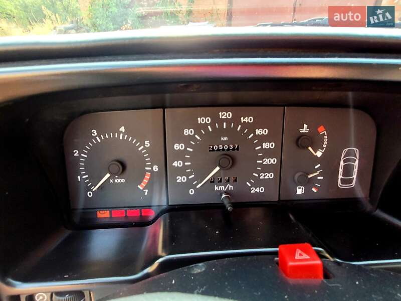 Седан Ford Scorpio 1993 в Марганці