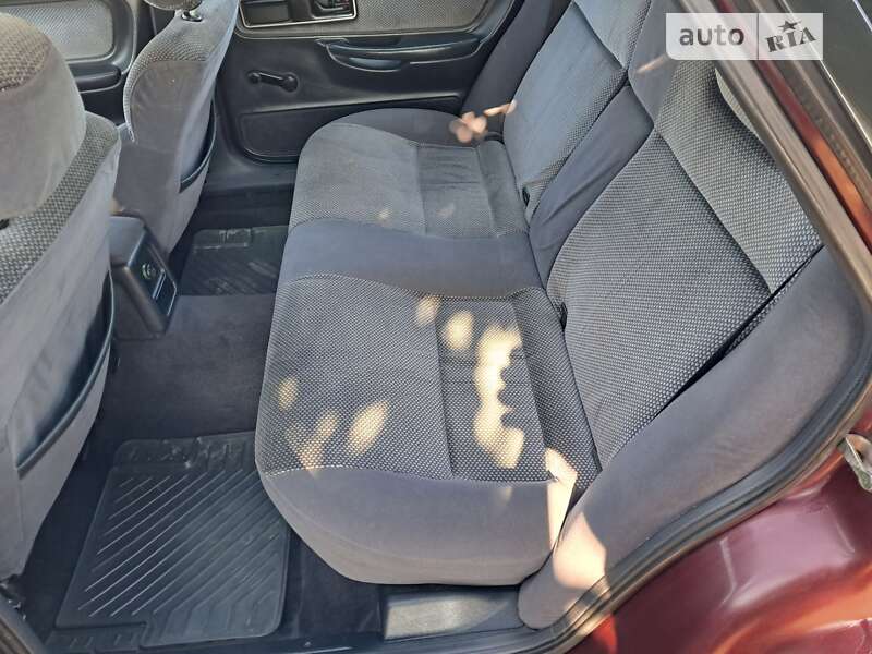Седан Ford Scorpio 1990 в Бучі