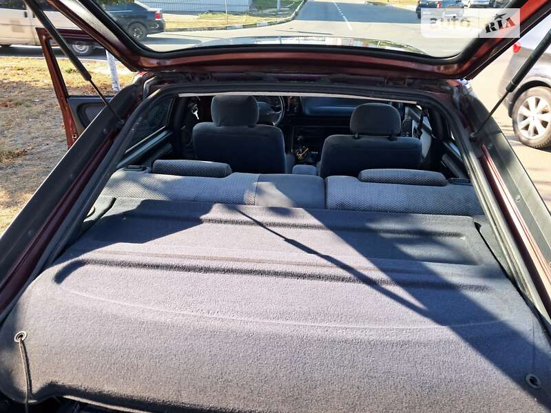 Седан Ford Scorpio 1990 в Бучі