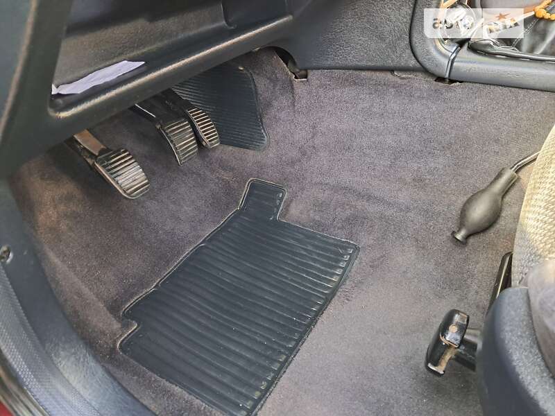 Седан Ford Scorpio 1990 в Бучі